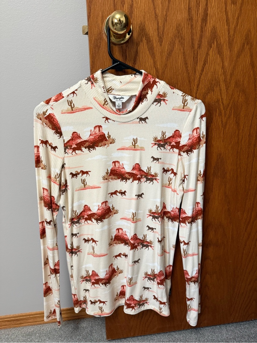 WRANGLER MOCK NECK TOP